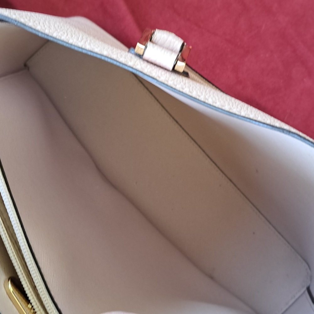 Michael Kors Soft Pink Pebble Leather Satchel/Crossbody Bag. EC - Picture 13 of 15